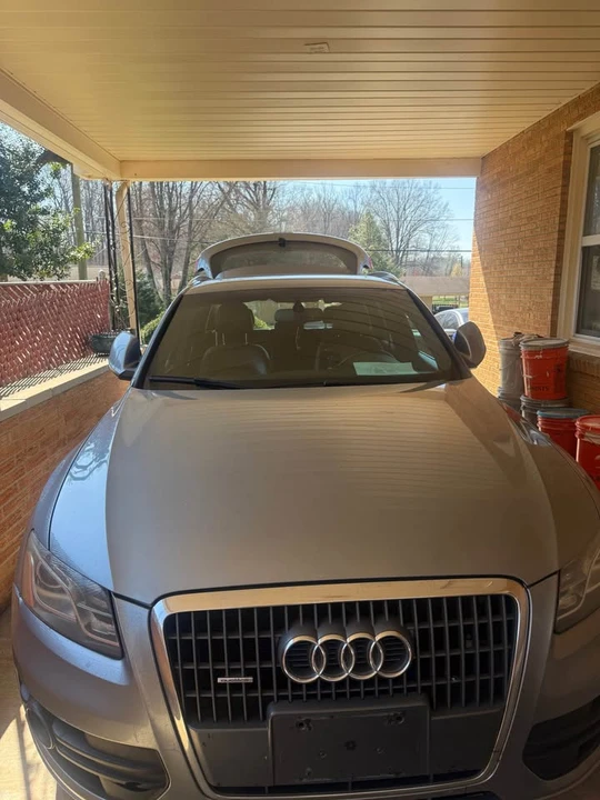 2011 Audi 8R Q5 - Image 8 of 12