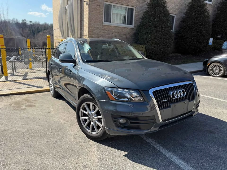 2011 Audi 8R Q5 - Image 2 of 10