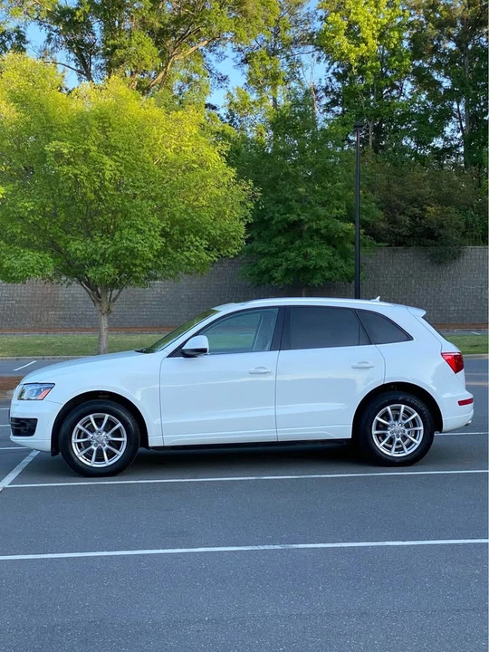 2011 Audi 8R Q5 - Image 9 of 19