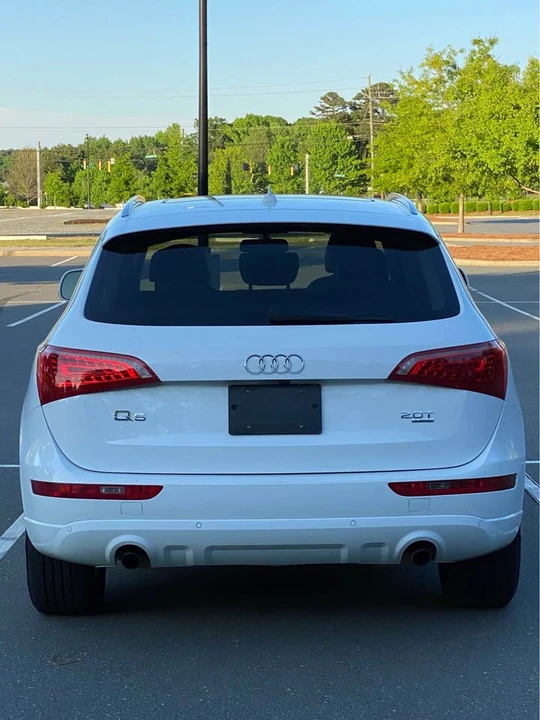 2011 Audi 8R Q5 - Image 6 of 19