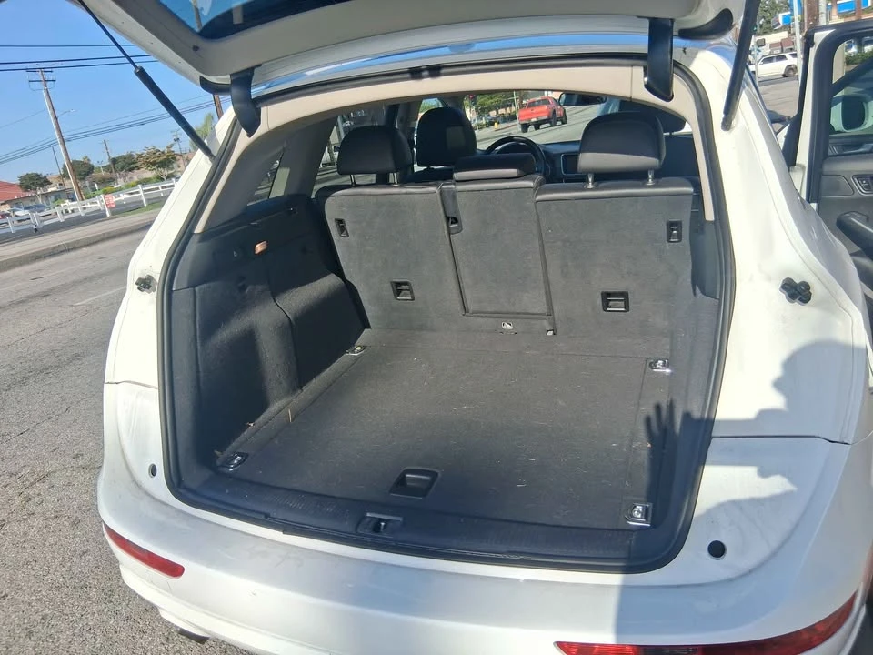 2011 Audi 8R Q5 - Image 12 of 16