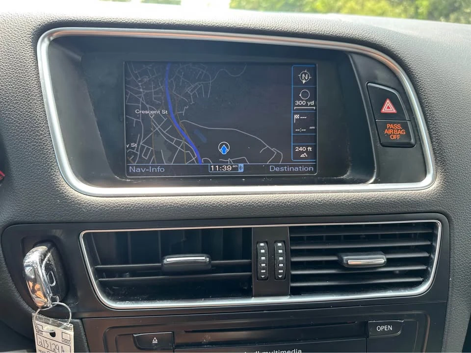 2011 Audi 8R Q5 - Image 13 of 16