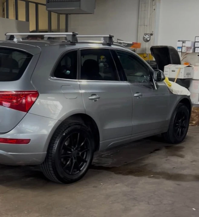 2011 Audi 8R Q5 - Image 2 of 16