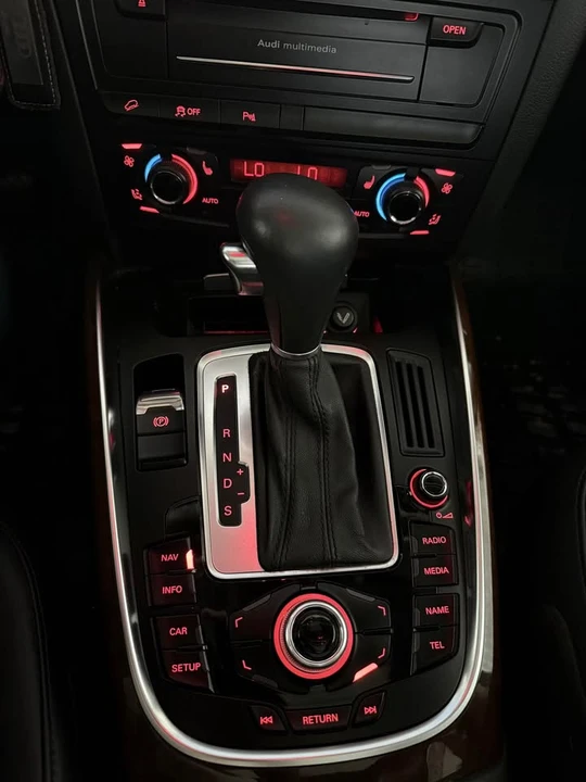 2011 Audi 8R Q5 - Image 20 of 20