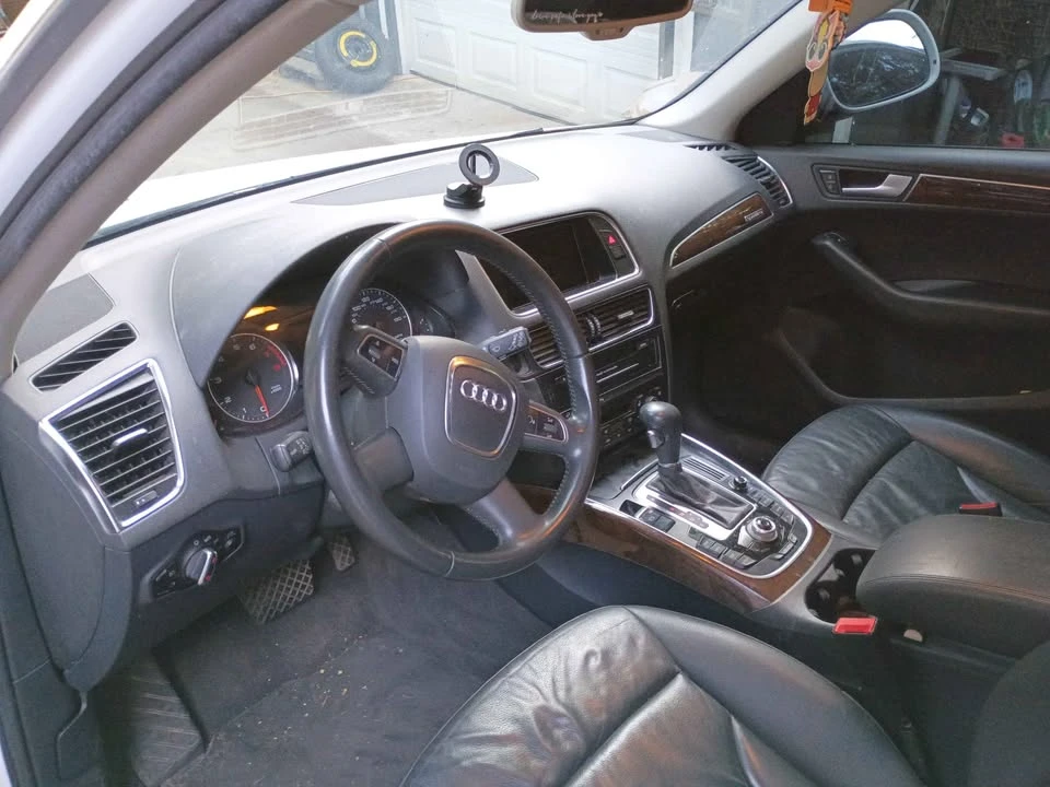 2011 Audi 8R Q5 - Image 7 of 8