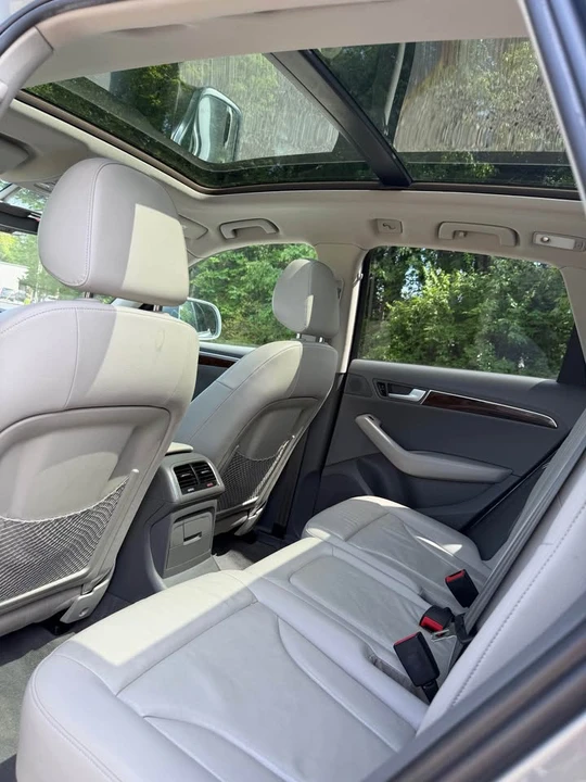 2011 Audi 8R Q5 - Image 12 of 13