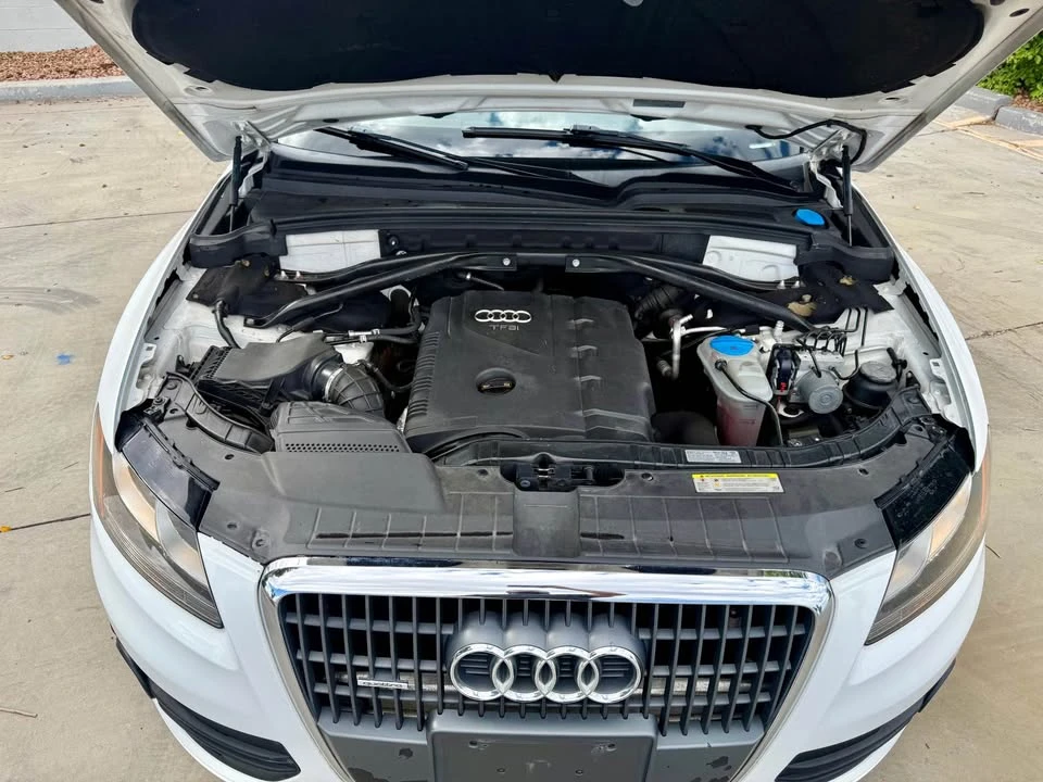 2011 Audi 8R Q5 - Image 8 of 15