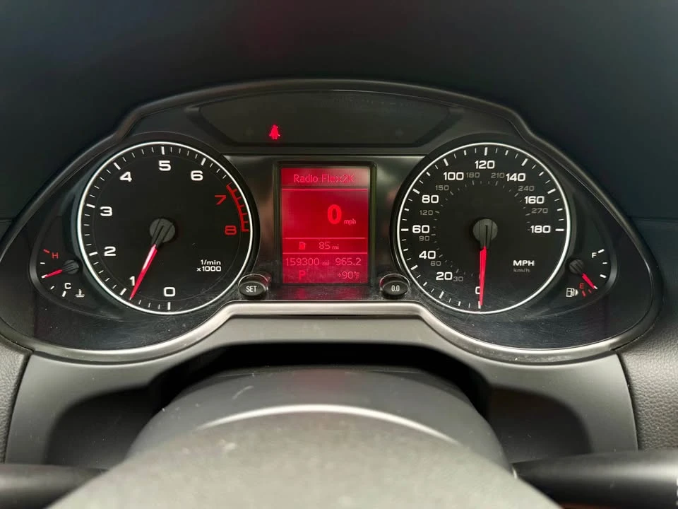 2011 Audi 8R Q5 - Image 10 of 15