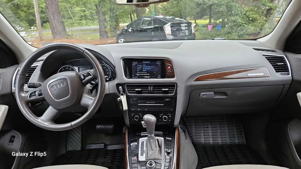 2011 Audi 8R Q5 - Image 12 of 19