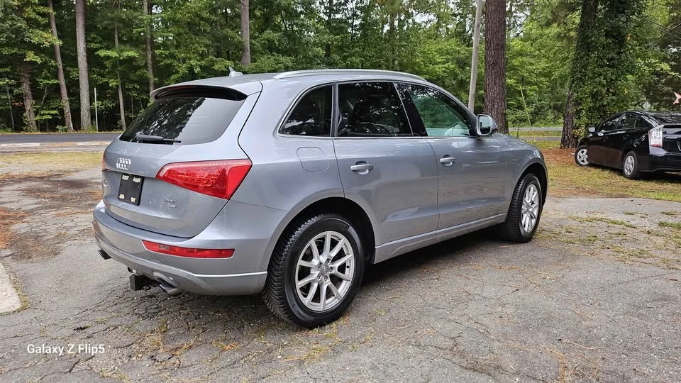2011 Audi 8R Q5 - Image 7 of 19