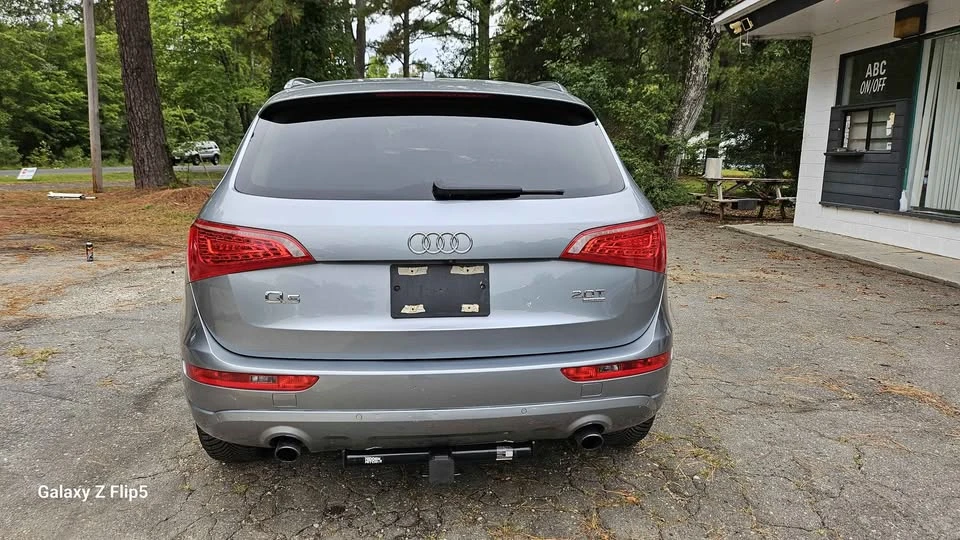 2011 Audi 8R Q5 - Image 8 of 19