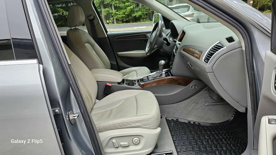 2011 Audi 8R Q5 - Image 11 of 19