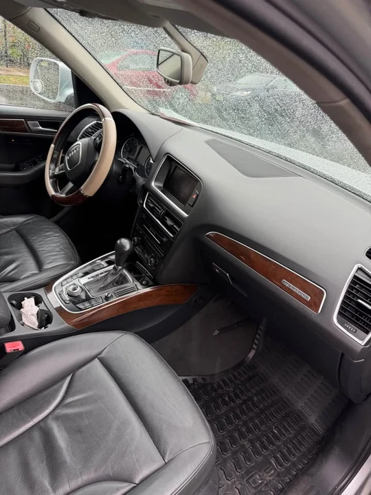 2011 Audi 8R Q5 - Image 7 of 9