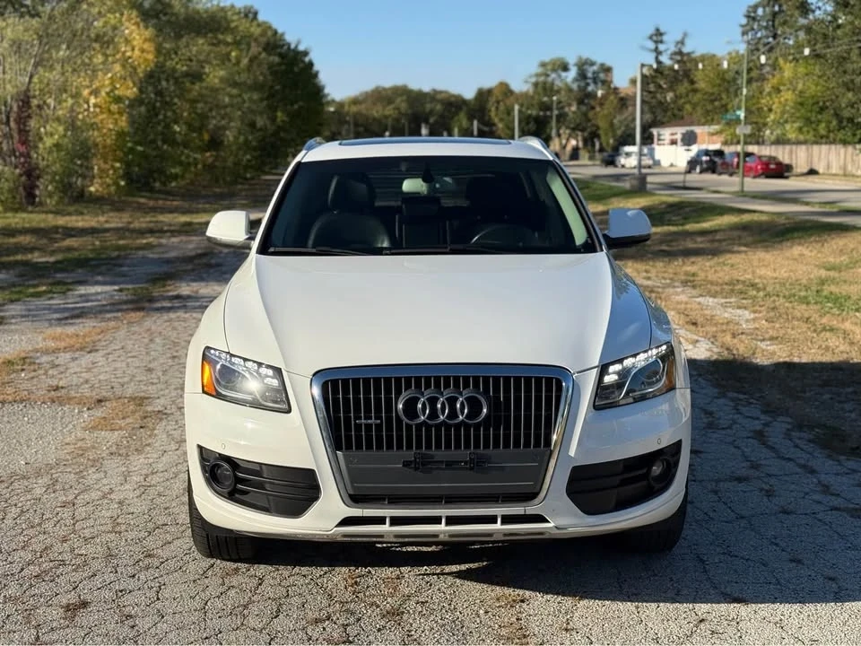 2011 Audi 8R Q5 - Image 2 of 11