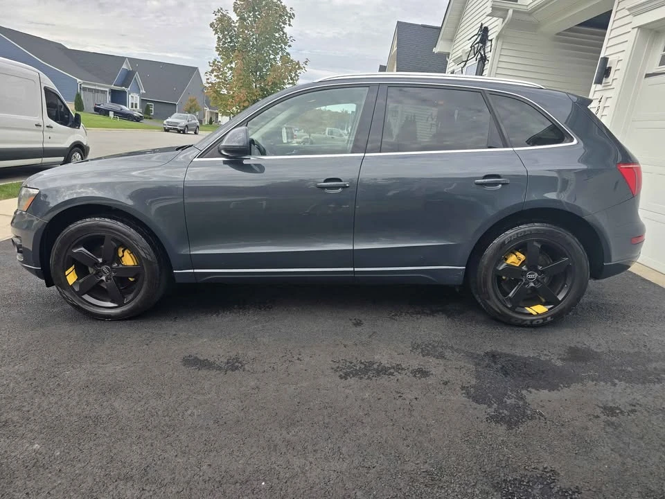 2011 Audi 8R Q5 - Image 2 of 10
