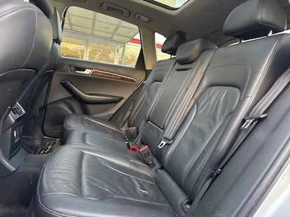2011 Audi 8R Q5 - Image 10 of 16