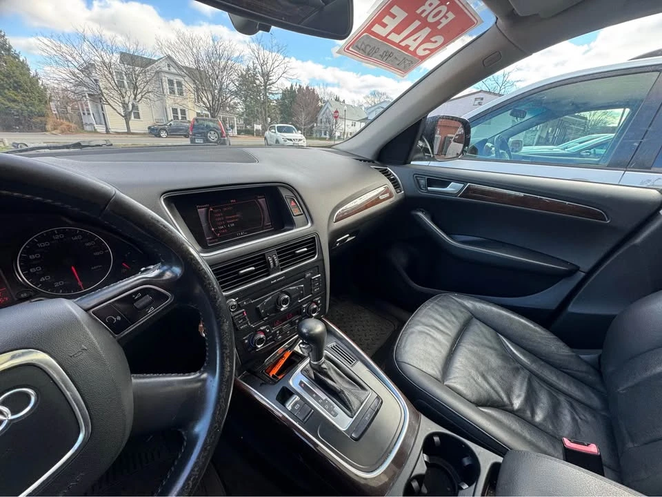 2011 Audi 8R Q5 - Image 10 of 14