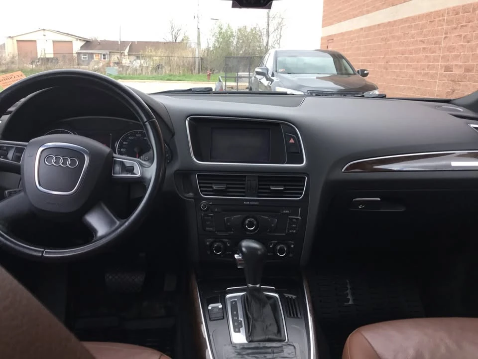 2011 Audi 8R Q5 - Image 11 of 12