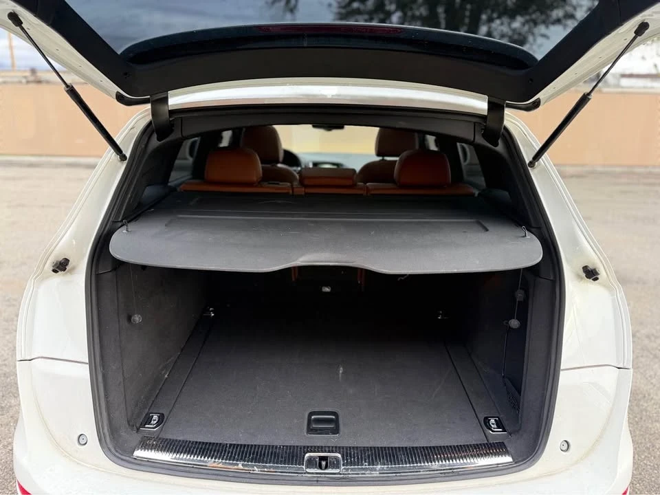 2011 Audi 8R Q5 - Image 17 of 17