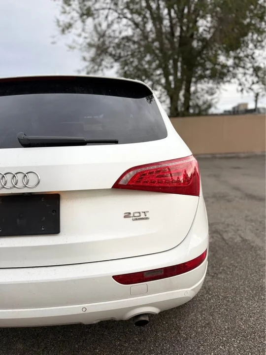 2011 Audi 8R Q5 - Image 6 of 17