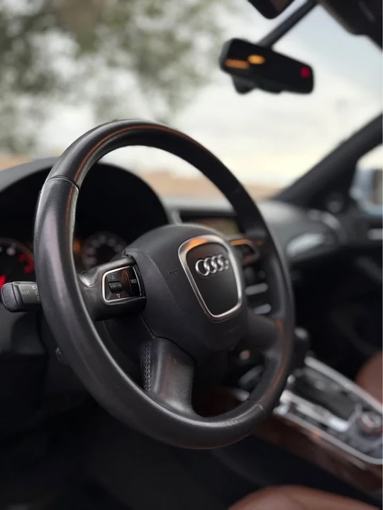 2011 Audi 8R Q5 - Image 9 of 17