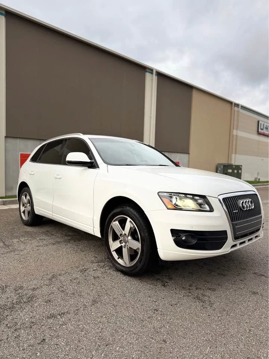 2011 Audi 8R Q5 - Image 3 of 17