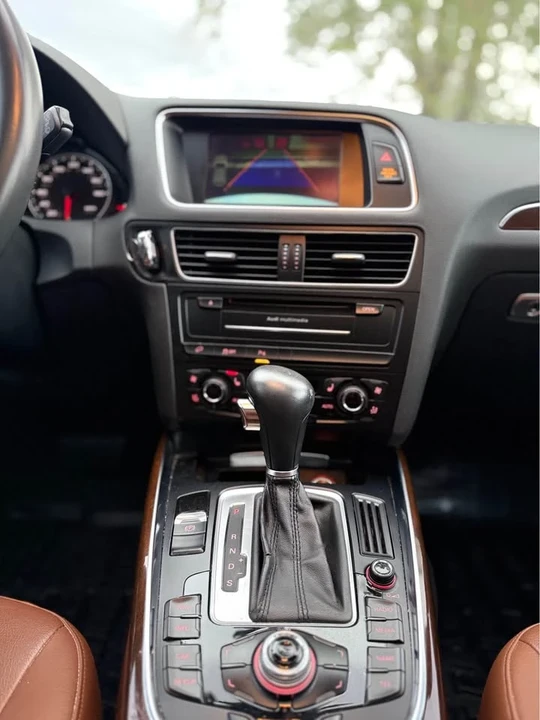 2011 Audi 8R Q5 - Image 14 of 17