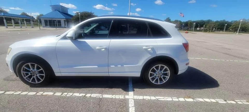 2011 Audi 8R Q5 - Image 7 of 18