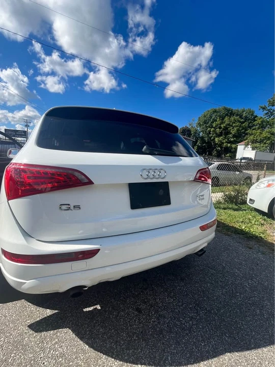 2011 Audi 8R Q5 - Image 4 of 4