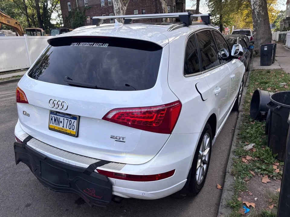 2011 Audi 8R Q5 - Image 2 of 5