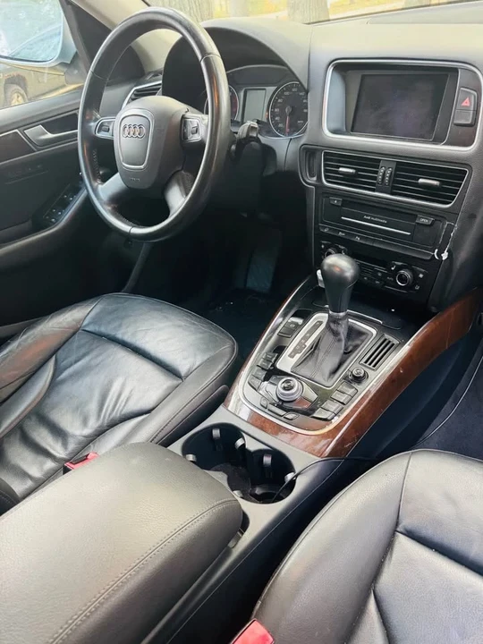 2011 Audi 8R Q5 - Image 7 of 9