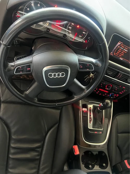 2011 Audi 8R Q5 - Image 8 of 8