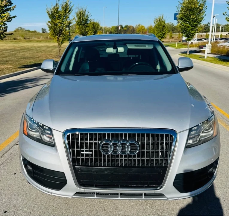 2011 Audi 8R Q5 - Image 2 of 9