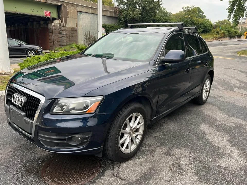 2011 Audi 8R Q5 - Image 2 of 9