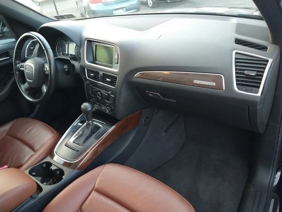 2011 Audi 8R Q5 - Image 6 of 10