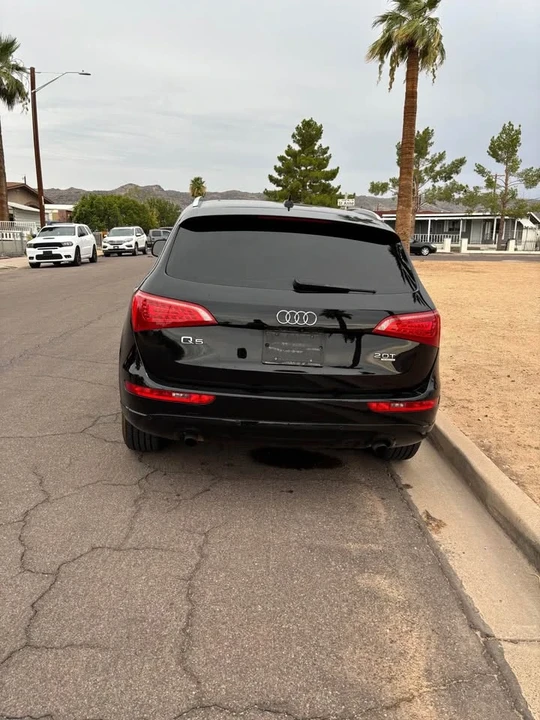 2011 Audi 8R Q5 - Image 2 of 5