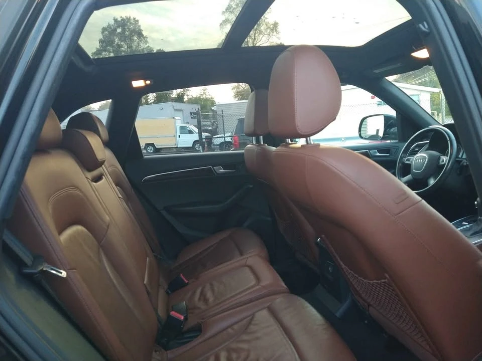 2011 Audi 8R Q5 - Image 10 of 10