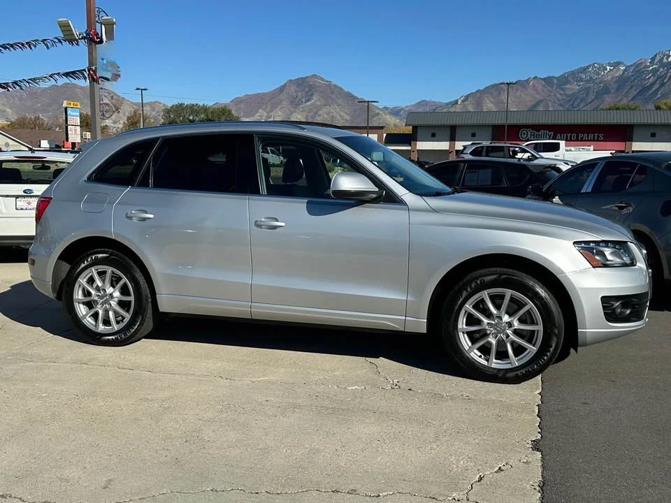 2011 Audi 8R Q5 - Image 2 of 8