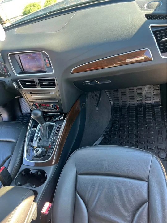 2011 Audi 8R Q5 - Image 14 of 14