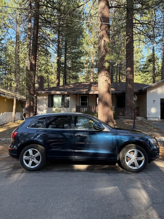 2011 Audi 8R Q5 - Image 2 of 9