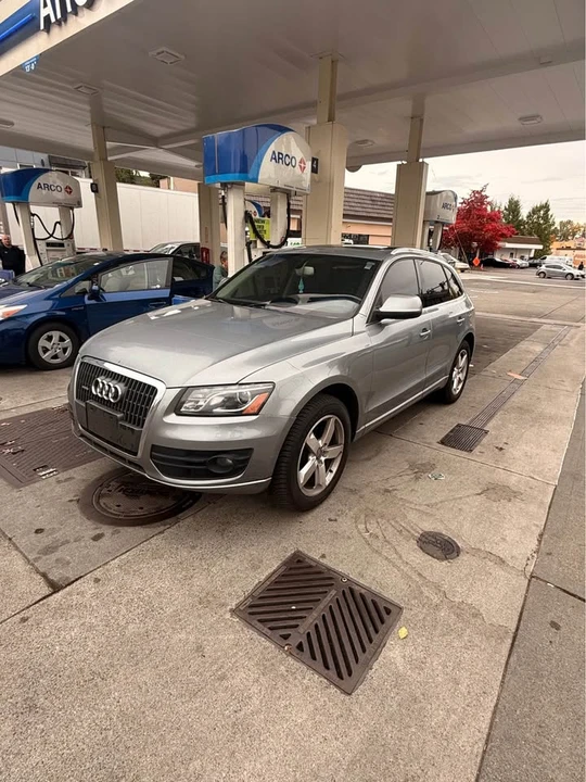 2011 Audi 8R Q5 - Image 2 of 5