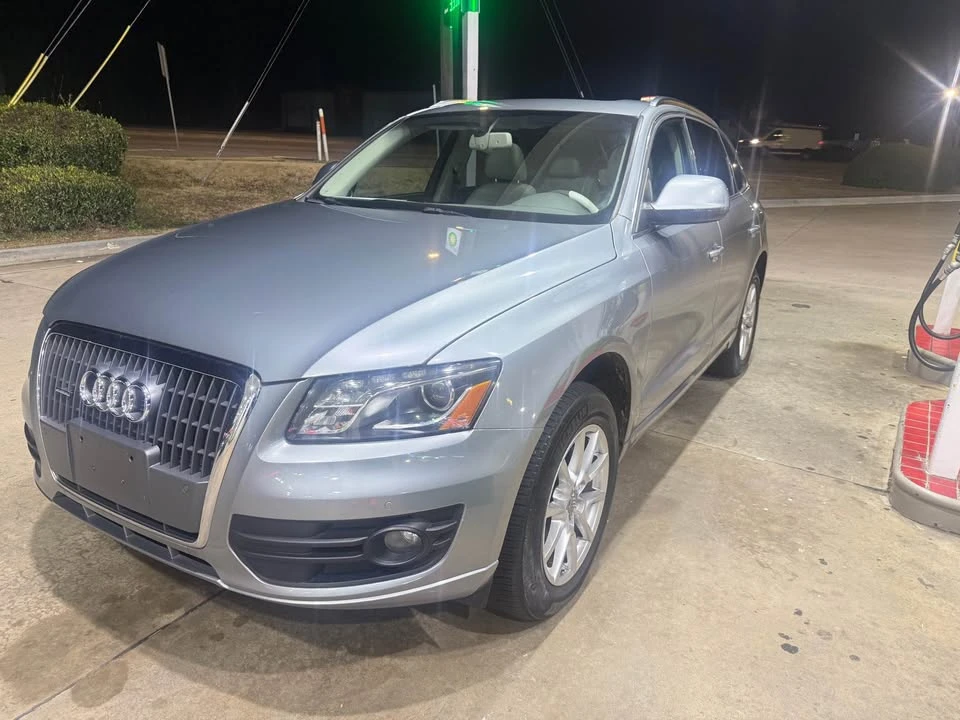 2011 Audi 8R Q5 - Image 2 of 9