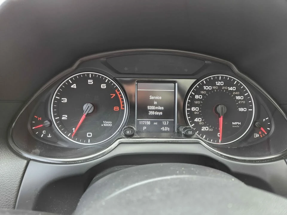 2011 Audi 8R Q5 - Image 8 of 9