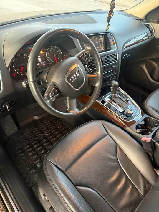 2011 Audi 8R Q5 - Image 5 of 6