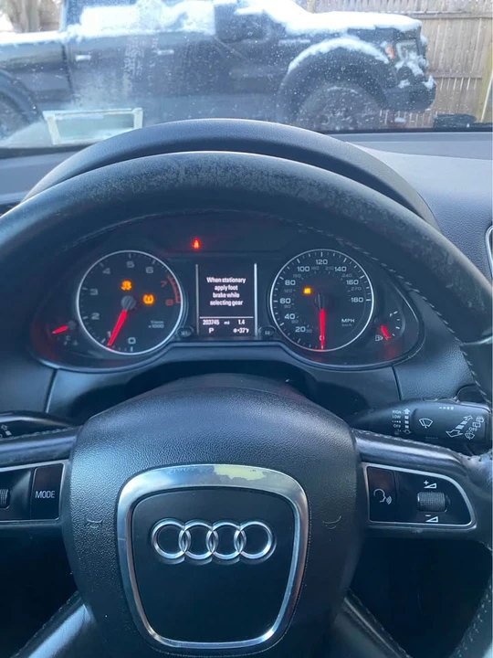 2011 Audi 8R Q5 - Image 5 of 13