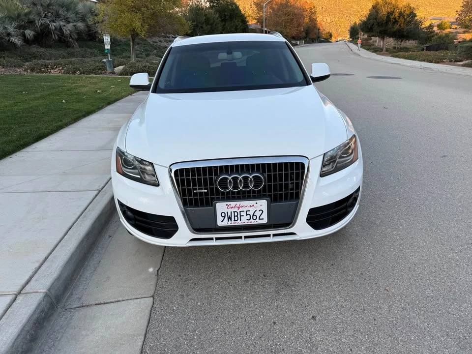 2011 Audi 8R Q5 - Image 2 of 14