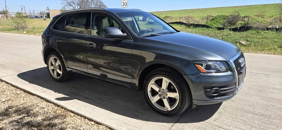2011 Audi 8R Q5 - Image 10 of 20