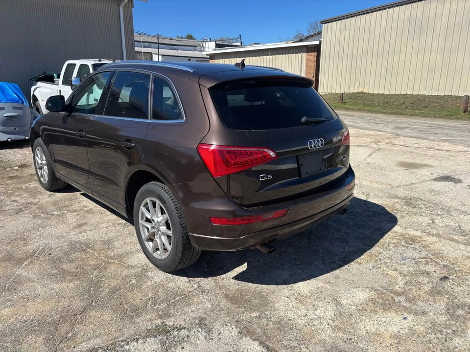 2011 Audi 8R Q5 - Image 5 of 10