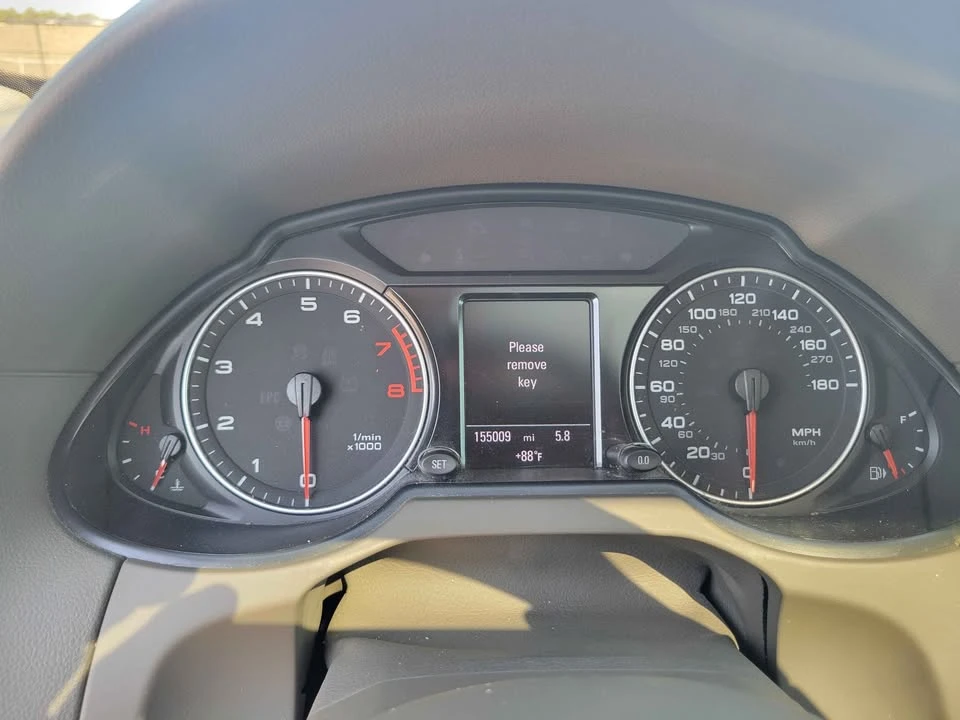 2011 Audi 8R Q5 - Image 10 of 19