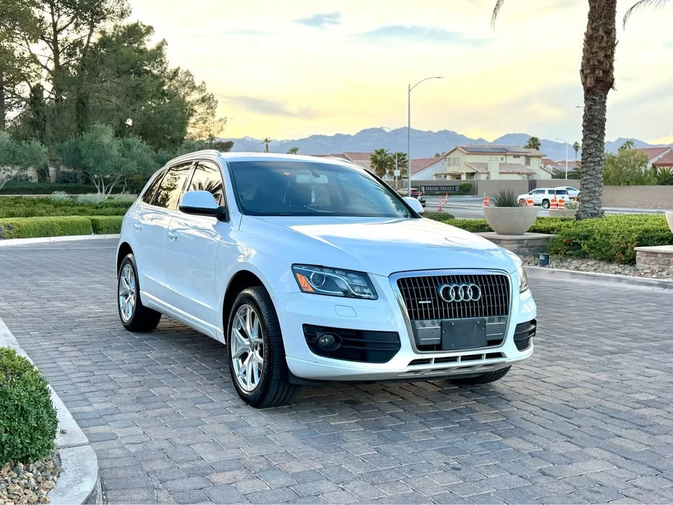 2011 Audi 8R Q5 - Image 2 of 19